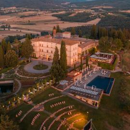 Castello di Casole, A Belmond Hotel, Tuscany，位于卡索莱德尔萨的酒店