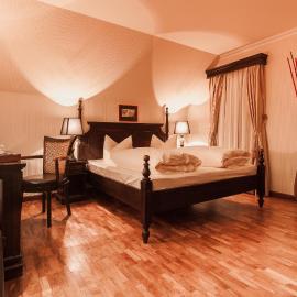 Hotel Aviv Dresden mit kostenfreien Parkplätzen，位于德累斯顿的酒店