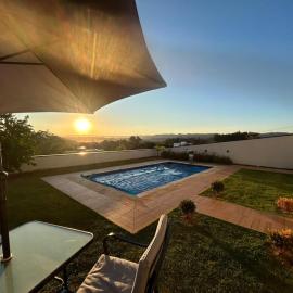 Pardinho Casa de Campo Ninho Verde 2，位于Pardinho的酒店