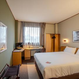 Tulip Inn Turin South，位于蒙卡列里的酒店