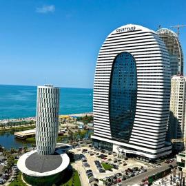 ORBI Panorama Sea View，位于巴统的酒店