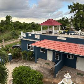 Paradise stay villa #2，位于Breadnut Hill的酒店