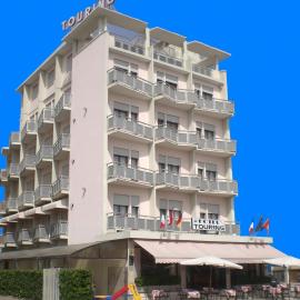 Hotel Touring,位于索托马里纳的酒店