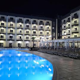 Topaz Hotel,位于圣保罗湾城的酒店