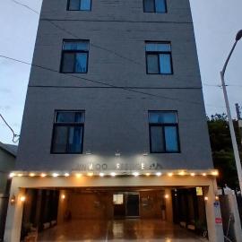 진우 프레스티지 호텔，位于Okp'o-dong的酒店