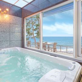 Pohang Playbeach Poolvilla，位于浦项的酒店