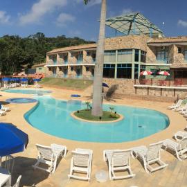 Pousada Camping Quedasdagua，位于Barra do Rio Abaixo的酒店