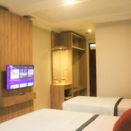 Hotel Indria，位于武吉丁宜的酒店