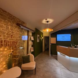 Brit Hotel L'Arrivée Guingamp，位于甘冈的酒店