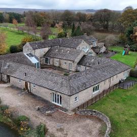 Luxury Barn - Hot Tub, Views, Stunning Location! - Pass the Keys，位于巴纳德城堡的酒店