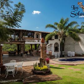 HOTEL & RESTAURANTE Los solaches，位于Zitácuaro的酒店