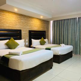 Bayside Hotel 97 Russell Street,位于德班的酒店