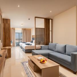 Golden Pillar Hotel