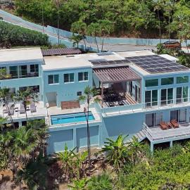 Good Vibes Only Ocean Villa-Views/Pool/Sundeck/Fun，位于拿撒勒的酒店