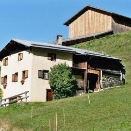 Holiday Home Altes Walserhaus by Interhome，位于Valendas的酒店