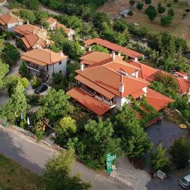 Koustenis Village,位于蒂米萨那的酒店
