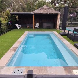 Lodge 2, Family Luxury Country Retreat Spa & Pool，位于Morang的酒店