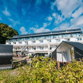 Hotel Königslinie，位于萨斯尼茨的酒店