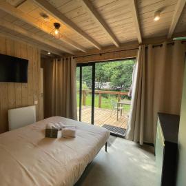 Ecovillage Le Hameau de la Semois，位于布永的酒店