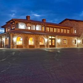 Hotel Verdemar by Grupo A Cobijo，位于Lamadrid的酒店