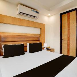Istay By A1Rooms,位于加姆布的酒店