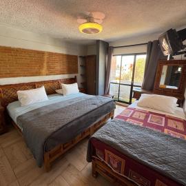 Hotel Bungalows La Era，位于伊斯塔潘德拉萨尔的酒店