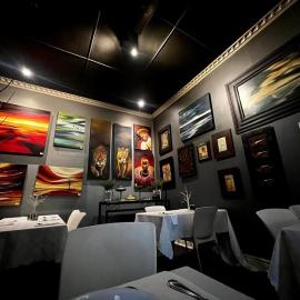 44 on Ennis Guest Lodge and Restaurant -，位于埃尔默洛的酒店