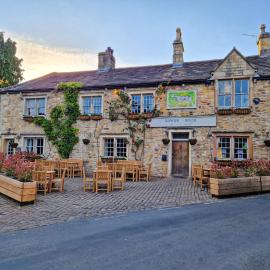 The Lower Buck Inn，位于克利夫罗的酒店