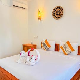 Trytan Gerupuk Homestay，位于Bumbang的酒店