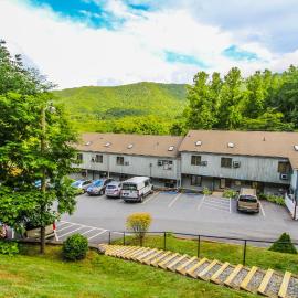 Smoketree Lodge，位于班纳埃尔克的酒店