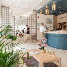 Amadei Hotel Promenade,位于佩萨罗的酒店