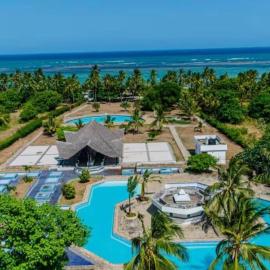 Golden Sun Beach Apartments，位于蒙巴萨的酒店