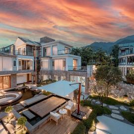 Dali Shanshuijian No.5 Courtyard Villa Garden Resort Hotel，位于大理古镇的酒店