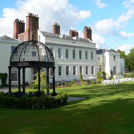Haughton Hall Hotel & Leisure Club,位于特尔福德的酒店