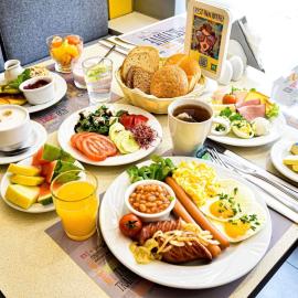 ibis Styles Warszawa West，位于Mory的酒店