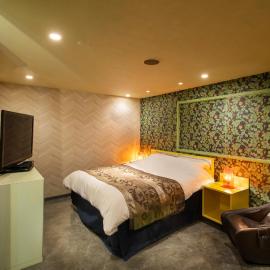 Hotel Flower Style koriyama tenri，位于天理市的酒店