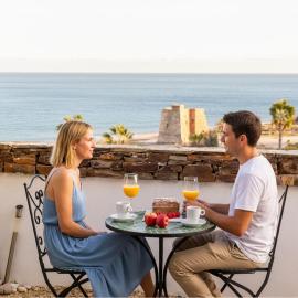 Resort Macenas #SeaView #Relax #Cot，位于莫哈卡尔的酒店