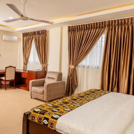 Twin City Hotel, Sekondi-Takoradi Ghana,位于塔科拉迪的酒店