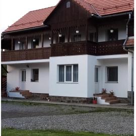 Enikő vendegház，位于普拉伊德的酒店