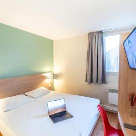 Brit Hotel Essentiel Tours Nord，位于图尔的酒店