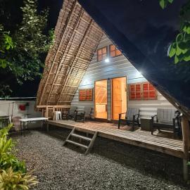 Duplex B- Seaside Haven Transient Inn at Caba, La Union，位于Caba的酒店