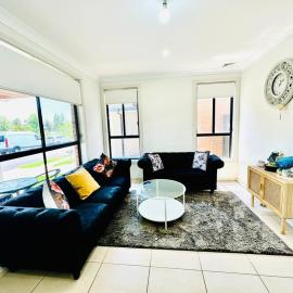 Modern 4BR 3 Bath Home in Grantham Farm，位于Riverstone的酒店