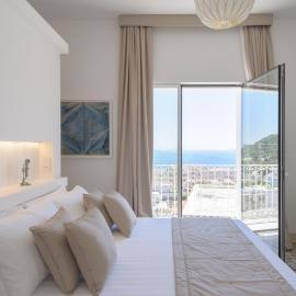 Sopramonte Exclusive Rooms，位于卡普里的酒店