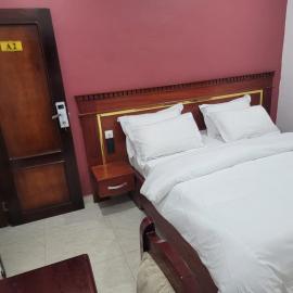 Hôtel Semto，位于Edéa的酒店