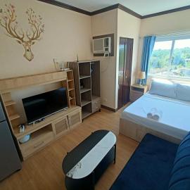 Bayanihan Flats 1 - Walk Up Condominium，位于Pajak的酒店