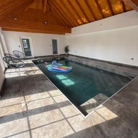 L ecrin de Rosheim, villa d exception, piscine，位于罗塞姆的酒店