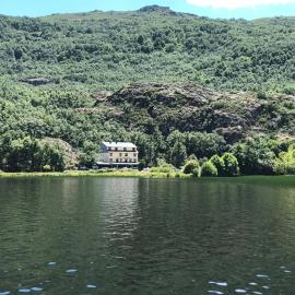 Hotel Don Pepe Lago de Sanabria，位于Ribadelago的酒店