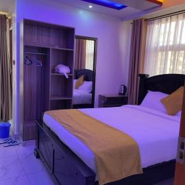 Outvest Address Lounge & Accomodation，位于Ruiru的酒店
