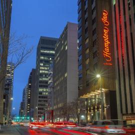 Hampton Inn By Hilton Calgary Downtown，位于卡尔加里的酒店