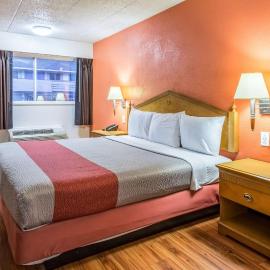 Motel 6-Grove City, OH，位于格罗夫城的酒店